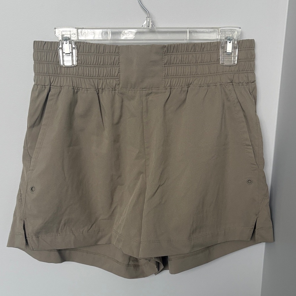 Olive Green Khaki Women's Shorts Dry Tech Shorts